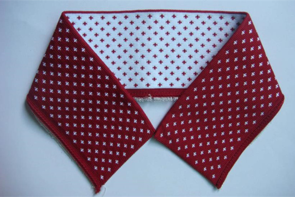 羅紋領(lǐng)和橫機(jī)領(lǐng)有什么區(qū)別？